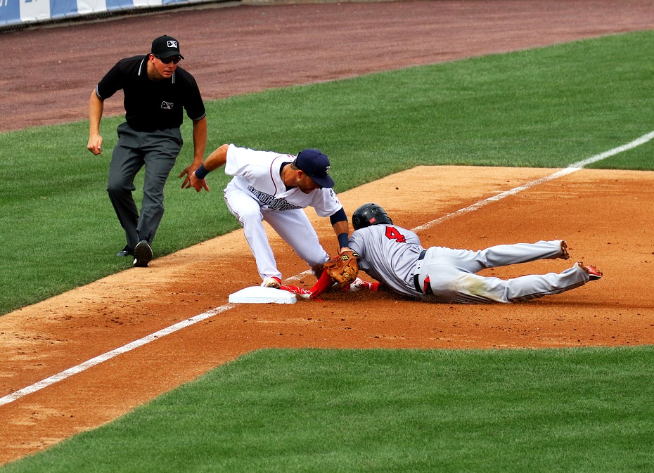 Play at the 3rd Plate